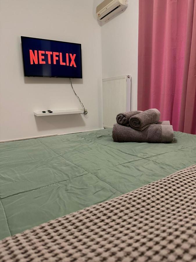Theo Isimeriahomz Apartment เทสซาโลนิกิ ภายนอก รูปภาพ